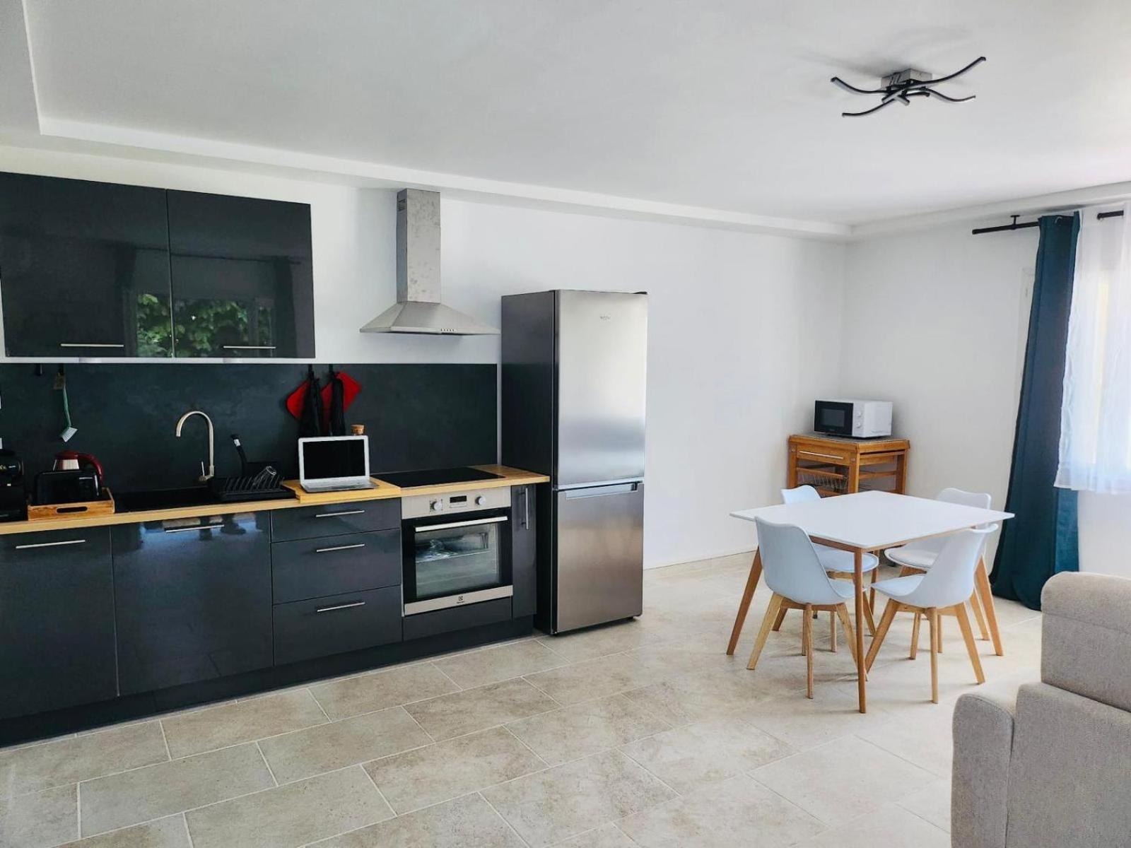 Paisible Pour 4 Personnes Montpellier